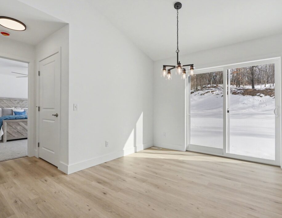 09-7642-cinnamon-woods-trail-dining-room 09-7642-cinnamon-woods-trail-dining-room