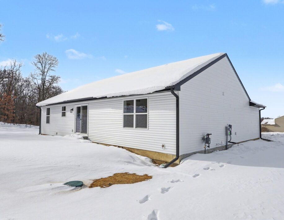 20-7642-cinnamon-woods-trail-side-elevation-2 20-7642-cinnamon-woods-trail-side-elevation-2