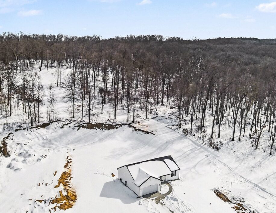 22-7642-cinnamon-woods-trail-overhead 22-7642-cinnamon-woods-trail-overhead