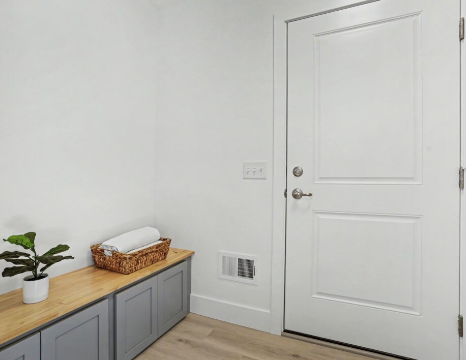 13rvh-back-entry 13rvh-back-entry