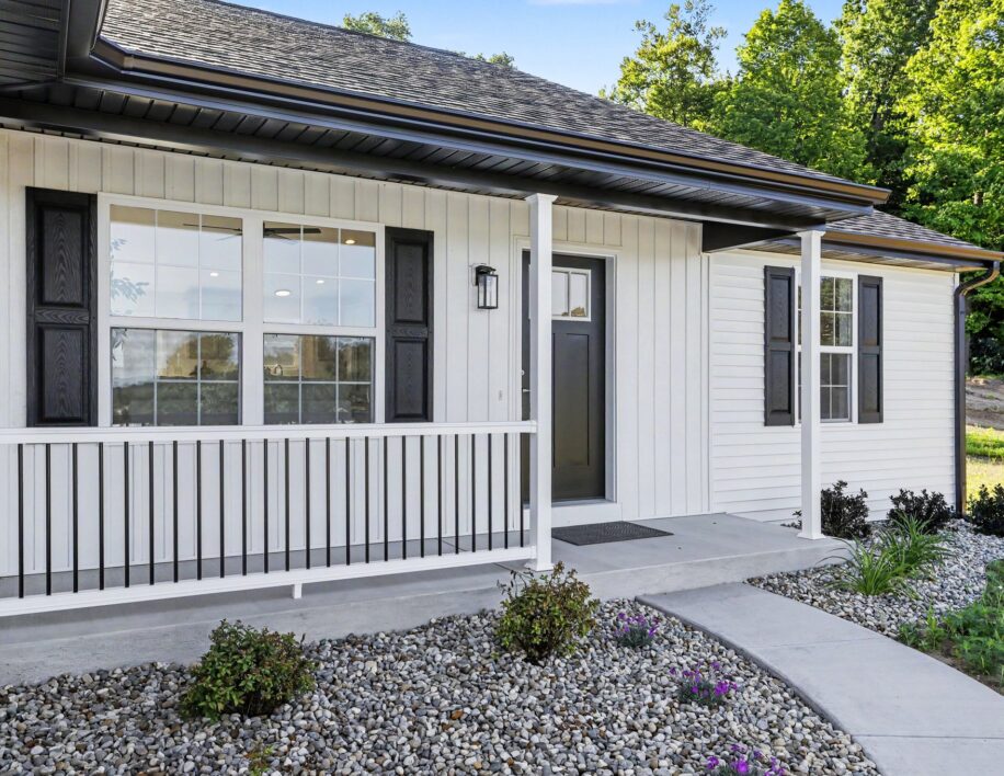 13rvh-front-porch 13rvh-front-porch