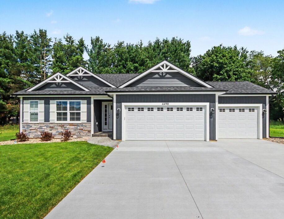 17wf-front-elevation