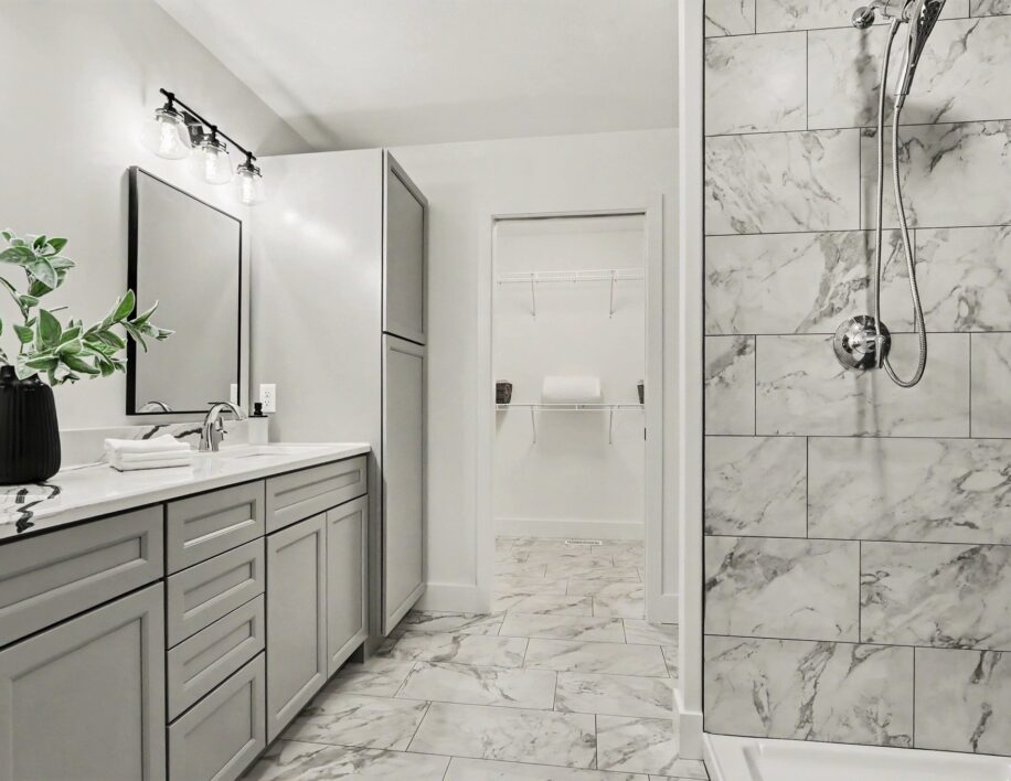 17wf-guest-primary-bath-shower-2